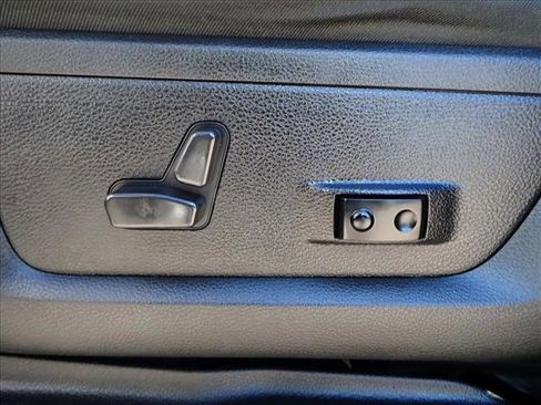 Used 2022 RAM 3500 Limited image 12