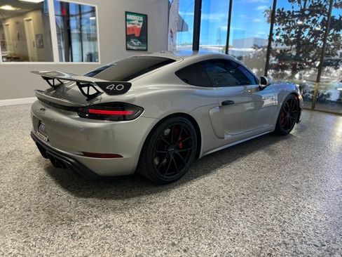 Used 2021 Porsche 718 Cayman GT4 image 9