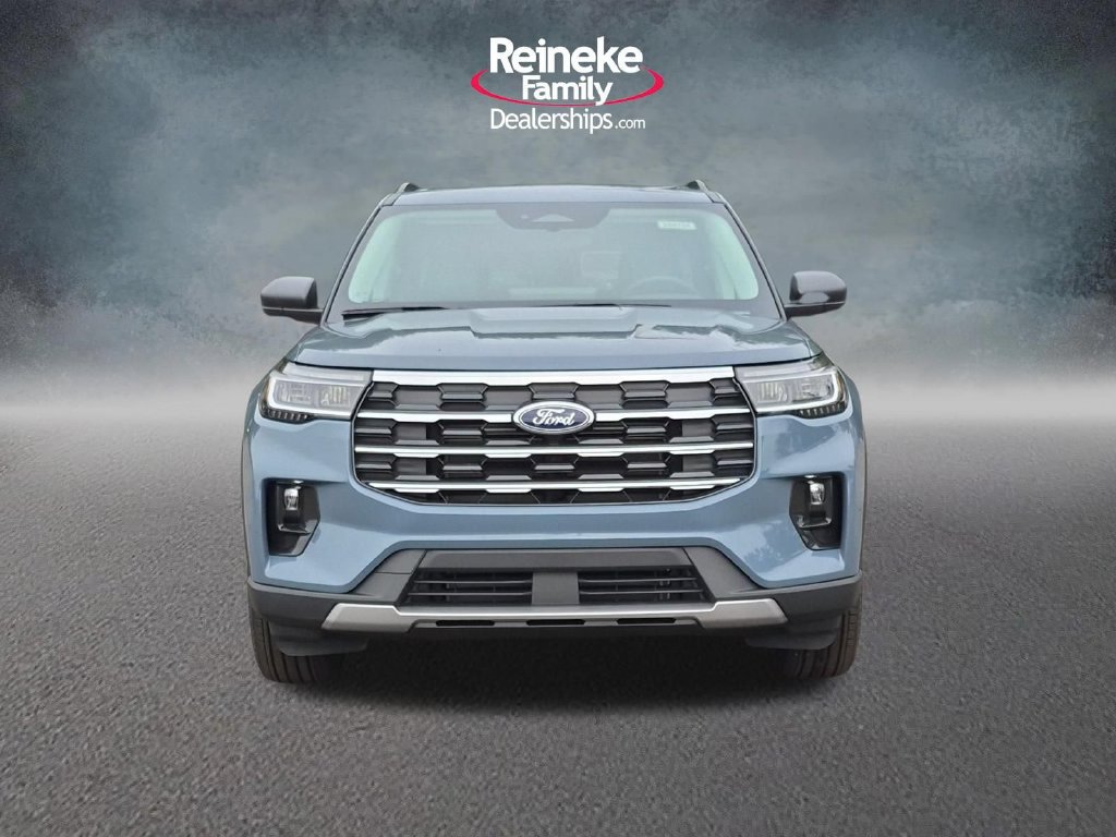 New 2026 Ford Explorer Active w/ Active Comfort Package AWD/4WD image 2