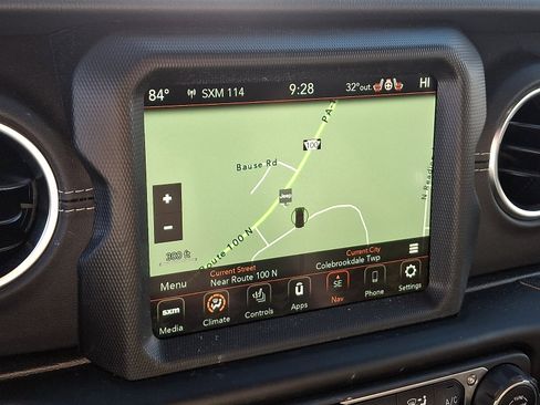 Used 2023 Jeep Wrangler Unlimited Rubicon 4xe w/ Steel Bumper Group image 17