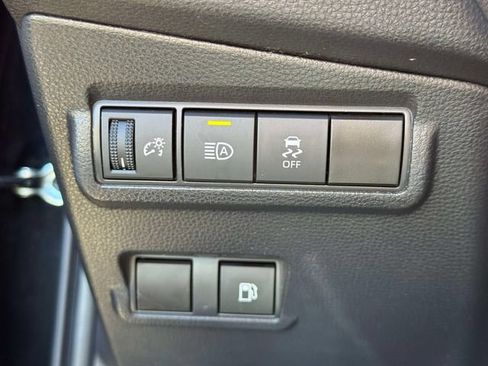 Used 2025 Toyota Corolla Cross AWD Hybrid image 24
