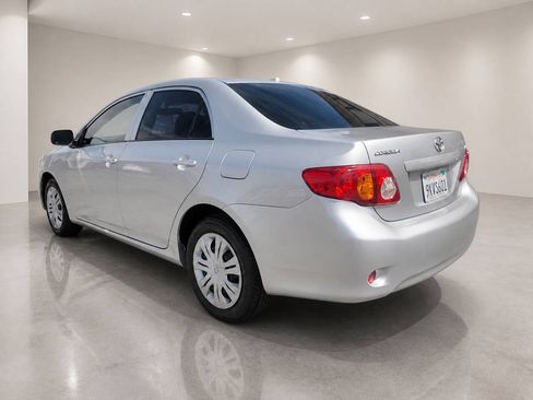 Used 2010 Toyota Corolla LE w/ All Weather Guard Pkg FWD image 3