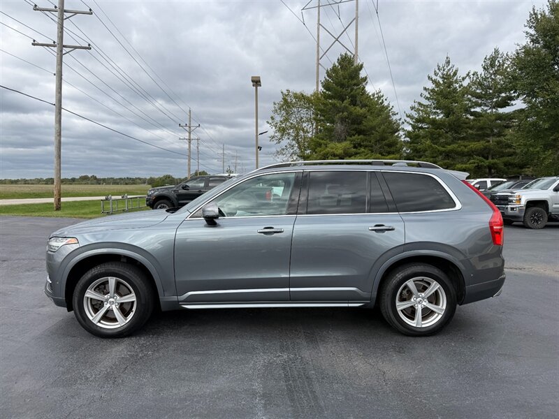 Used 2017 Volvo XC90 T5 Momentum w/ Vision Package FWD image 3