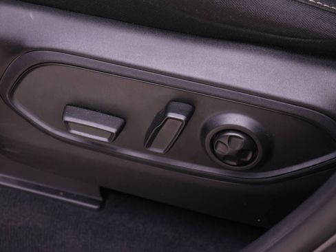 Used 2024 Jeep Grand Cherokee L Laredo w/ Trailer Tow Package image 15