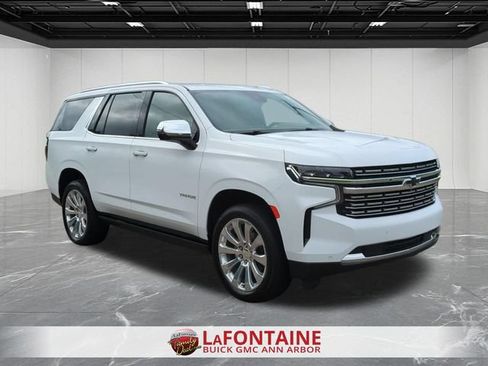 Used 2024 Chevrolet Tahoe Premier AWD/4WD image 2