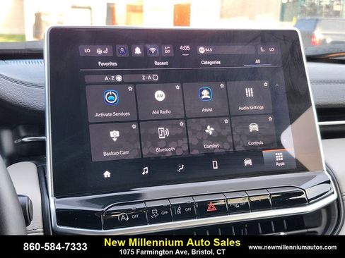 Used 2024 Jeep Compass Limited image 19