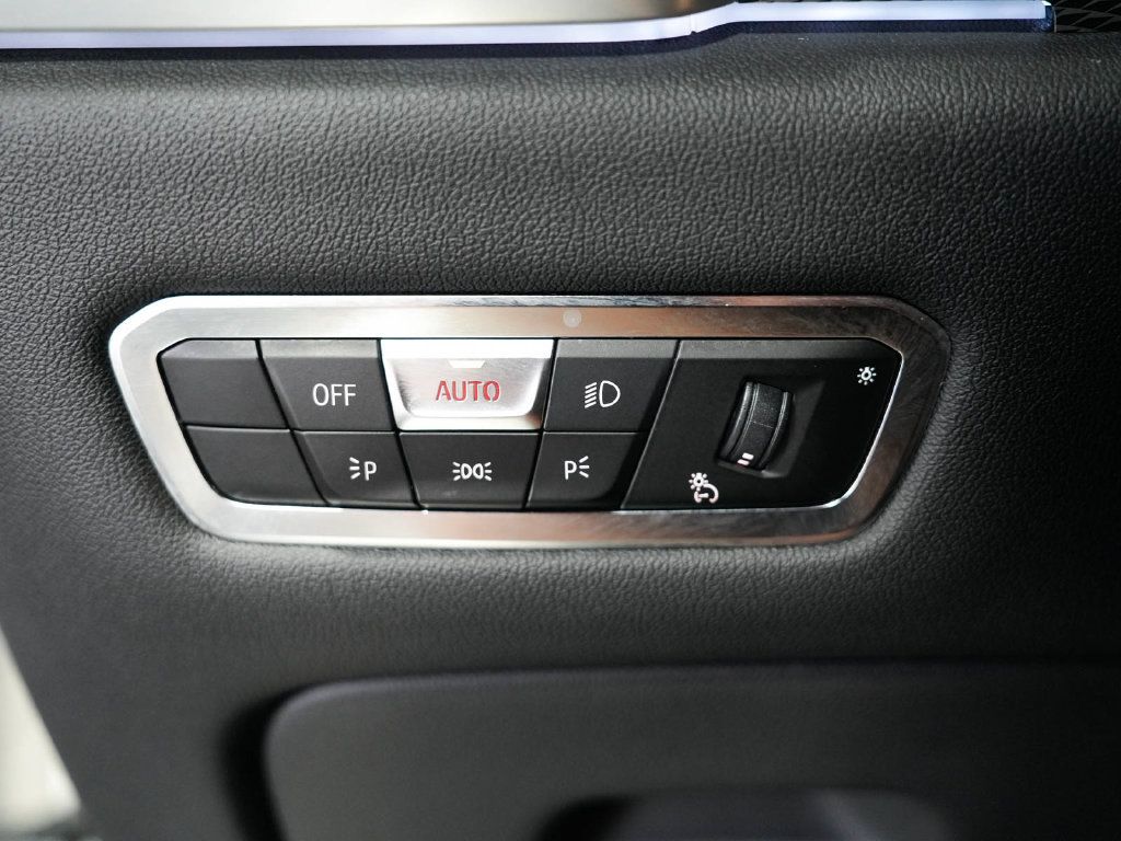 Used 2023 BMW X6 xDrive40i w/ M Sport Package AWD/4WD image 24