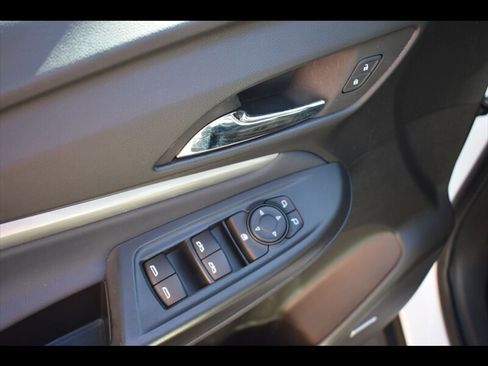 Used 2023 Chevrolet Bolt EUV Premier w/ Sun & Sound Package image 21