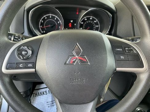 Used 2024 Mitsubishi Outlander Sport ES AWD/4WD image 28