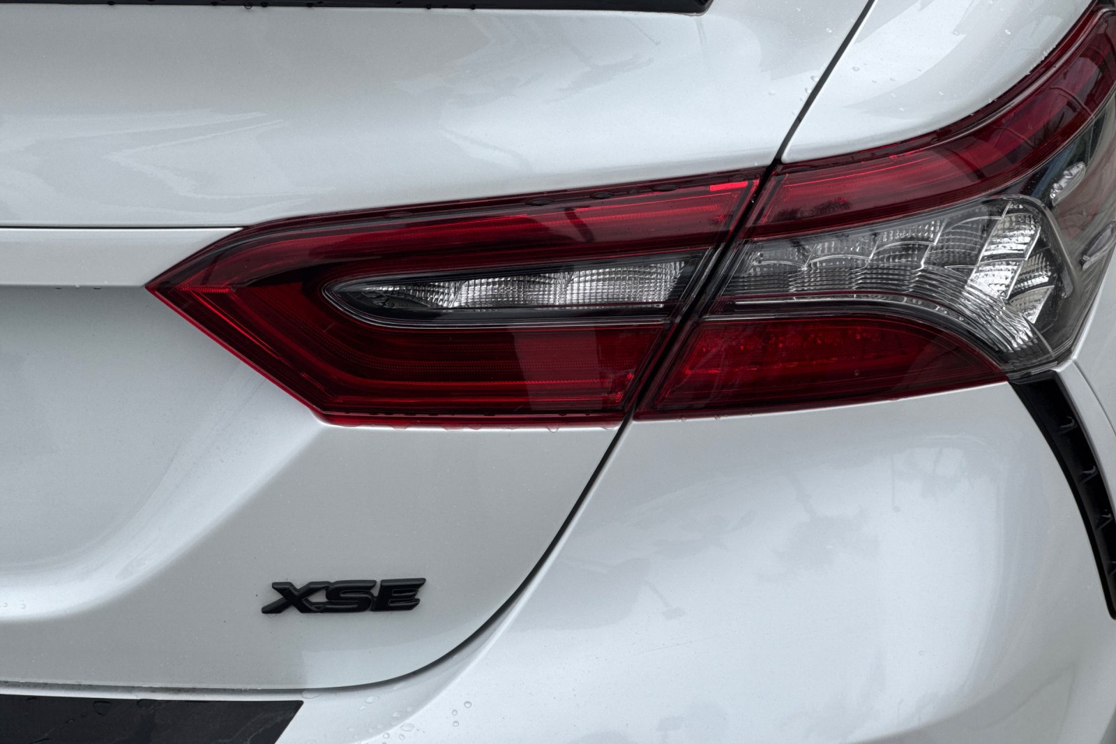 Certified 2022 Toyota Camry XSE FWD image 35