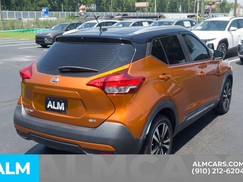 Used 2019 Nissan Kicks S FWD image 5