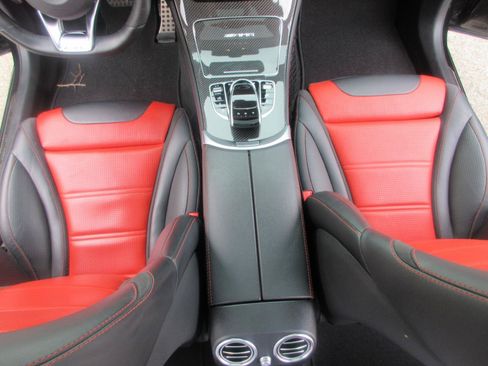 Used 2019 Mercedes-Benz GLC 63 AMG 4MATIC image 18