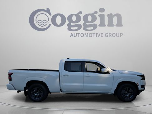 Certified 2026 Nissan Frontier SV w/ All-Weather Content Package RWD image 6