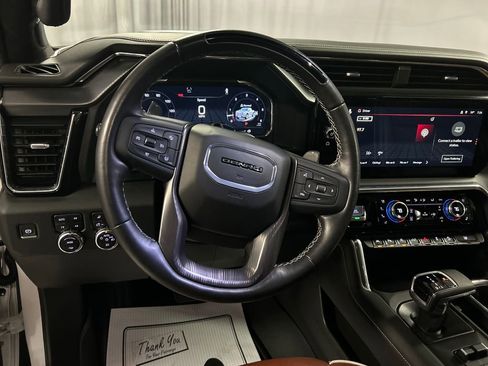 Used 2024 GMC Sierra 1500 Denali Ultimate AWD/4WD image 15