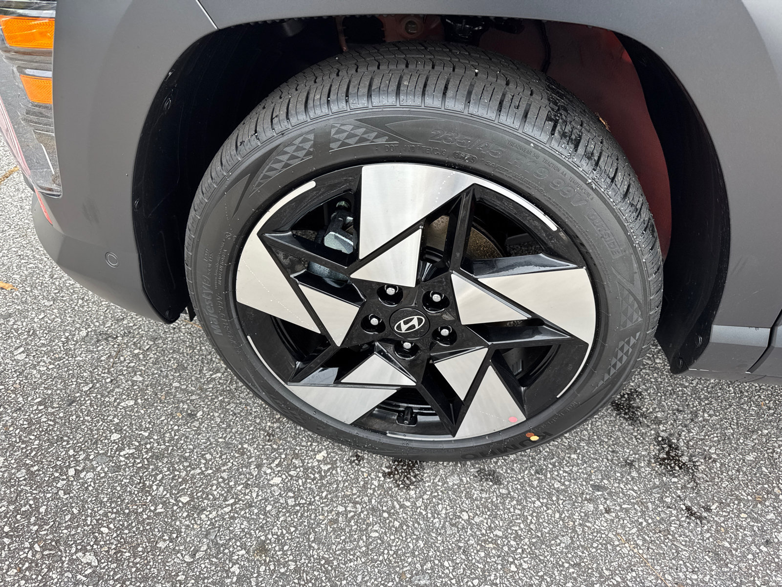 New 2026 Hyundai Kona Limited FWD image 12