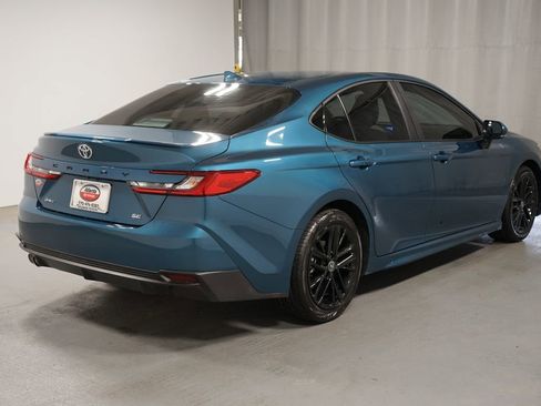 Certified 2026 Toyota Camry SE image 8