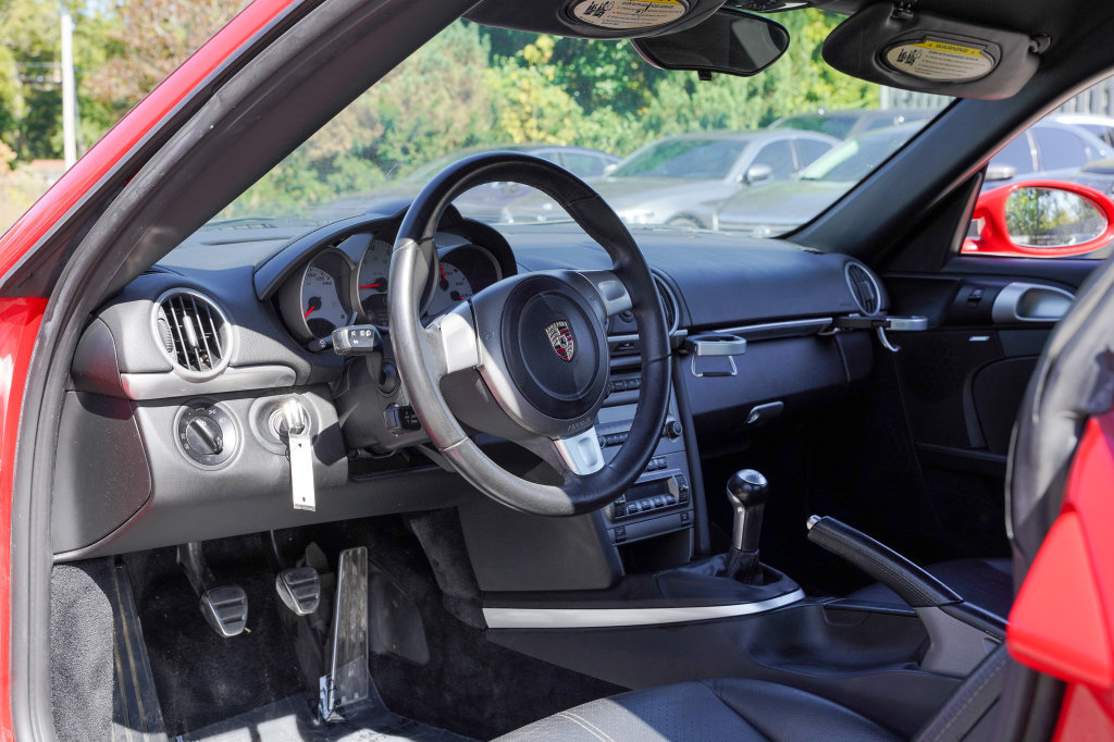 Used 2006 Porsche Cayman S RWD image 13
