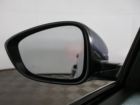 Certified 2025 Honda Accord LX image 31