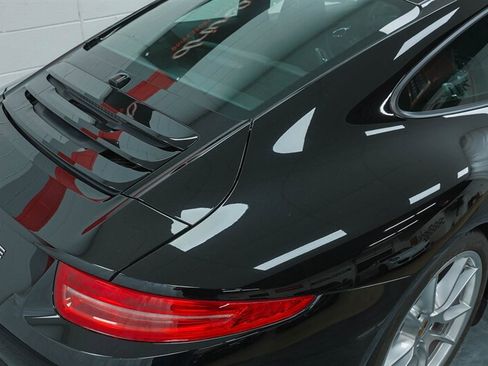 Used 2015 Porsche 911 Carrera S image 27