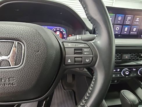 Used 2023 Honda Accord EX-L image 27