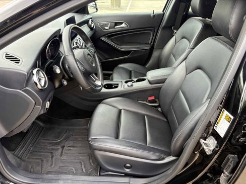 Used 2020 Mercedes-Benz GLA 250 image 14