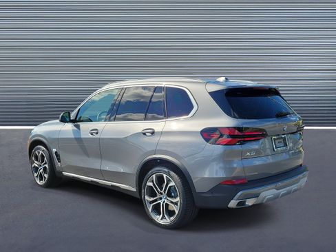 New 2026 BMW X5 xDrive40i AWD/4WD image 4