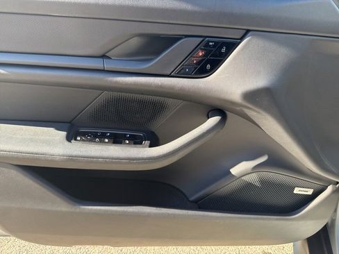 Used 2021 Porsche Taycan 4S image 20