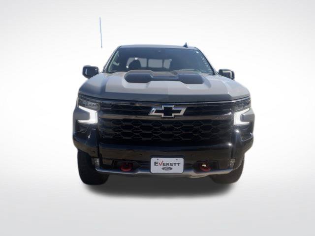 Used 2025 Chevrolet Silverado 1500 ZR2 w/ Technology Package AWD/4WD image 2