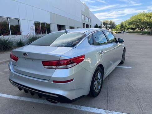 Used 2019 Kia Optima LX FWD image 9