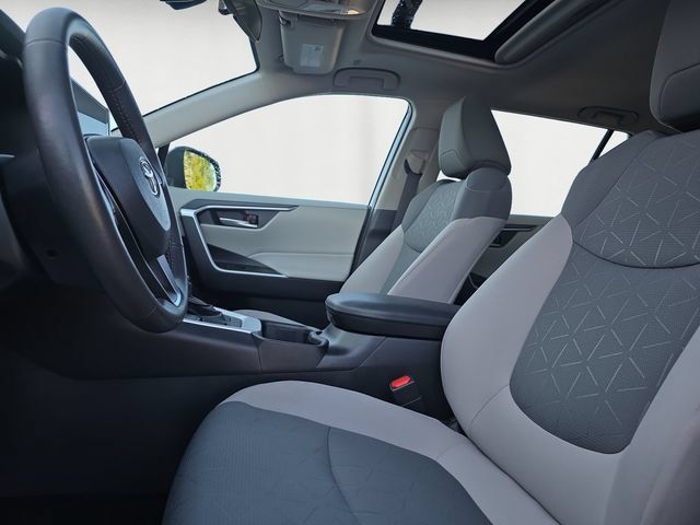 Used 2023 Toyota RAV4 XLE w/ Convenience Package AWD/4WD image 9