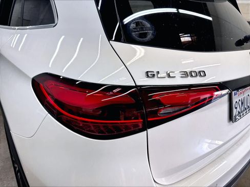 Used 2025 Mercedes-Benz GLC 300 image 31