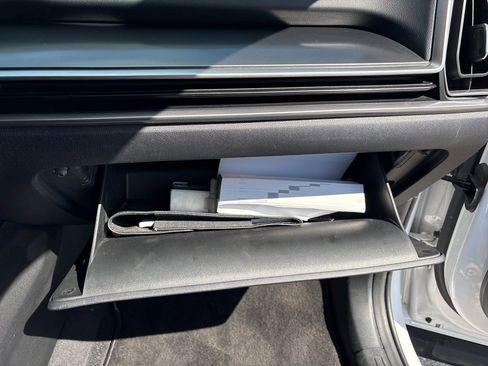 Used 2024 Kia Sorento S image 20