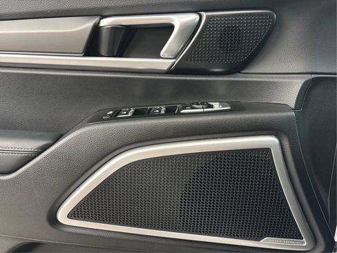 Used 2020 Kia Telluride LX FWD image 37