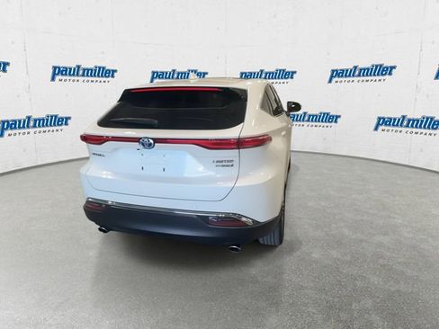 Used 2022 Toyota Venza Limited AWD/4WD image 9