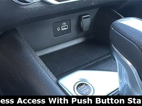 Used 2024 Nissan Altima 2.5 S image 5