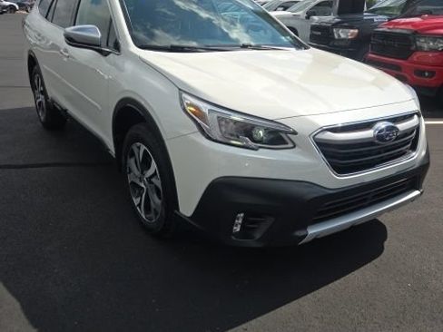 Used 2022 Subaru Outback Touring w/ Popular Package #2 AWD/4WD image 3