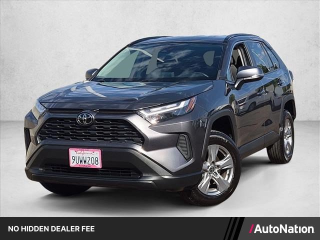 Used 2024 Toyota RAV4 XLE FWD image 1