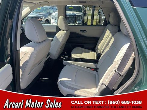 Used 2023 Nissan Pathfinder SL w/ SL Premium Package image 17
