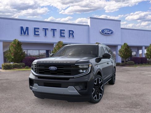 New 2026 Ford Expedition Max Platinum w/ Platinum Ultimate Package AWD/4WD image 3