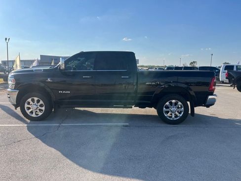 Used 2019 RAM 2500 Laramie AWD/4WD image 2