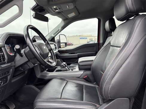 Used 2022 Ford F150 Lariat image 10