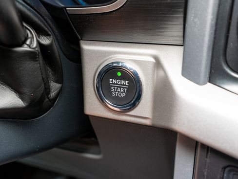 Used 2021 Ford F150 XLT w/ Equipment Group 302A High image 32