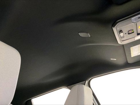 Certified 2024 Toyota Tacoma SR5 image 22