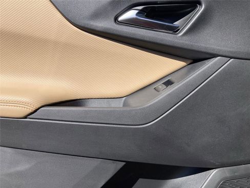 New 2026 Chevrolet Equinox ACTIV w/ LPO, Floor Liner Package image 17