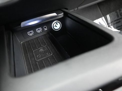 Used 2023 Audi R8 V10 GT RWD image 40