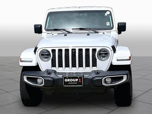 Used 2021 Jeep Wrangler Unlimited Sahara w/ Cold Weather Group AWD/4WD image 3