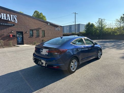 Used 2019 Hyundai Elantra SEL image 7