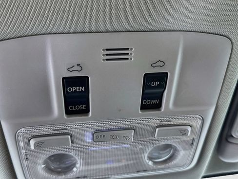 Used 2014 Toyota RAV4 XLE FWD image 15