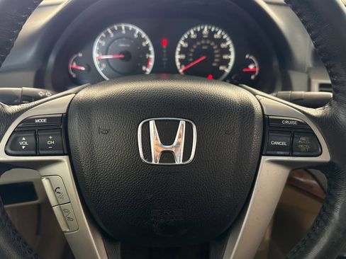 Used 2011 Honda Accord EX-L image 16