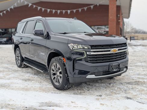 Used 2022 Chevrolet Tahoe LT w/ LT Signature Plus Package image 14